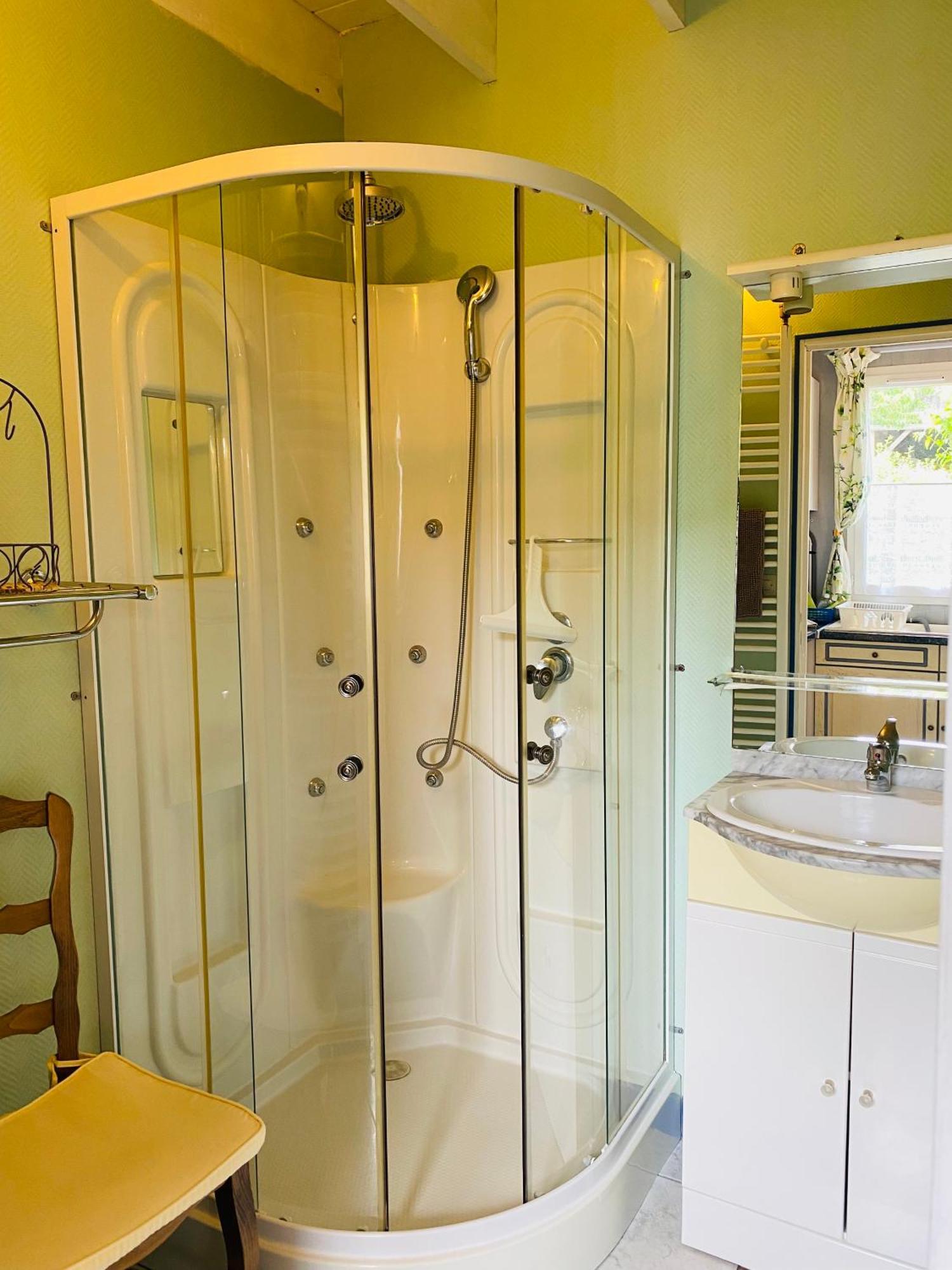 Gites Des Sablons Cherrueix Room photo